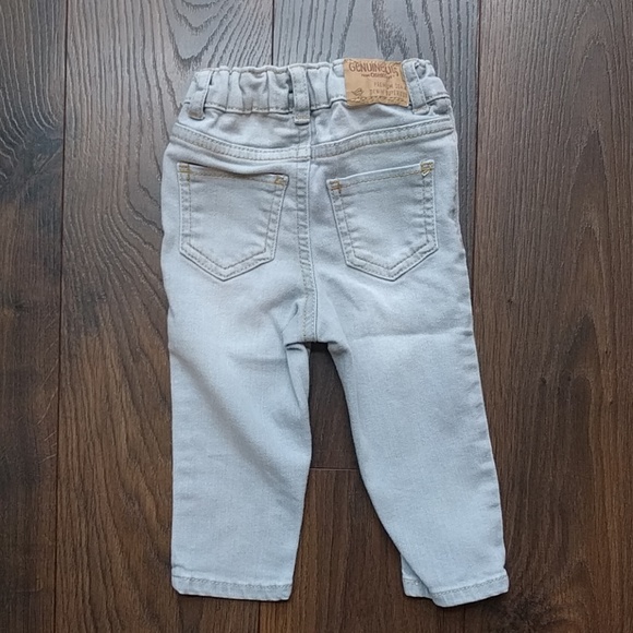OshKosh baby jeans - Picture 3 of 5